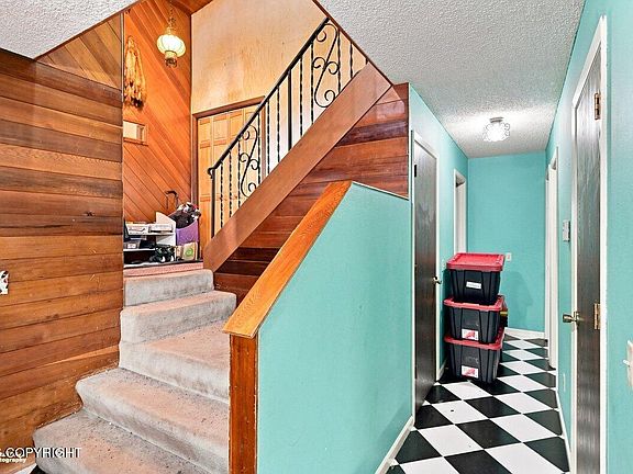 4th image of 6402 Hampton Dr