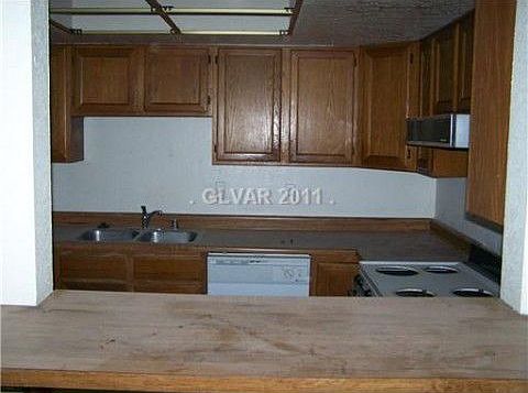 1st image of 2941 Country Manor Ln APT 133