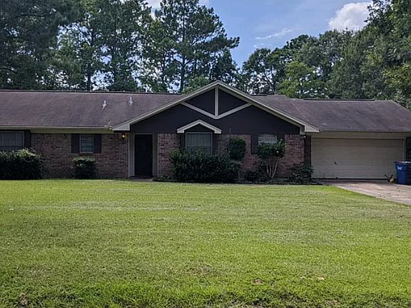 2nd image of 119 Merry Mark Dr