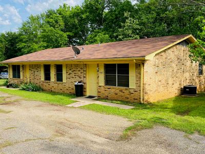200-206 E Pine St, White Oak, TX, 75693