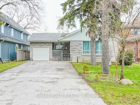 32 East Dr, Markham, ON L6G 1A4