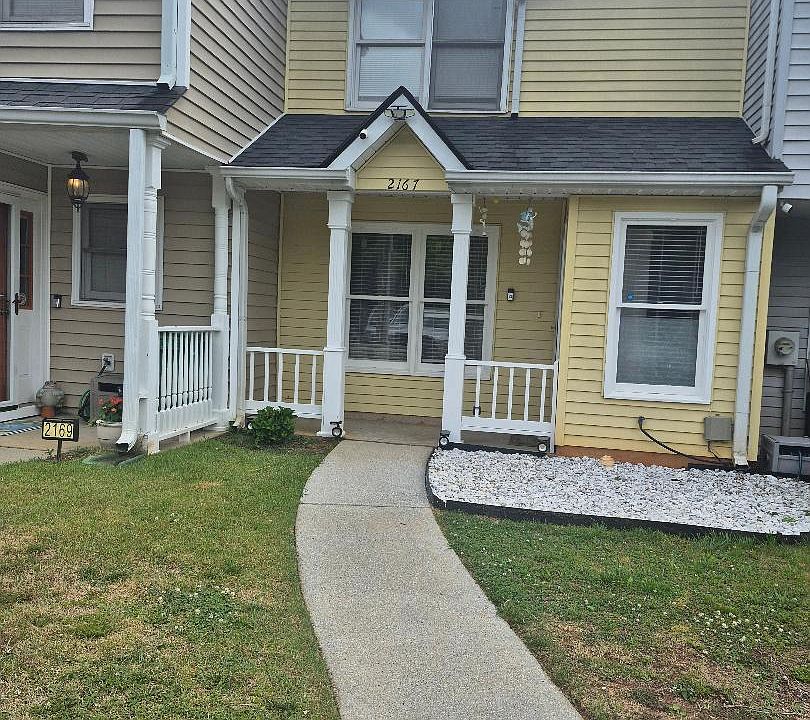 1st image of 2167 Wellington Cir