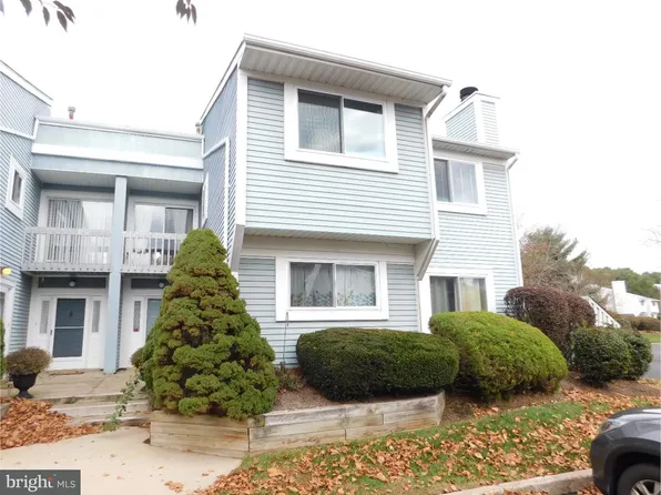 103 Greenridge Cir, Newtown, PA 18940