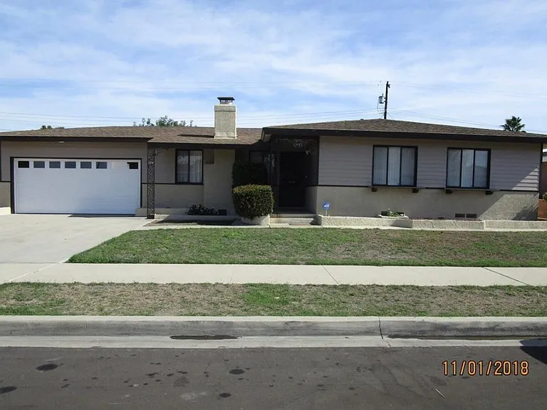 304 N Kendor Dr — Photo 1