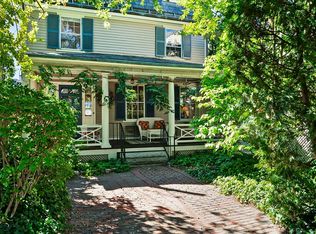 6 Botts Ct, Salem, MA 01970