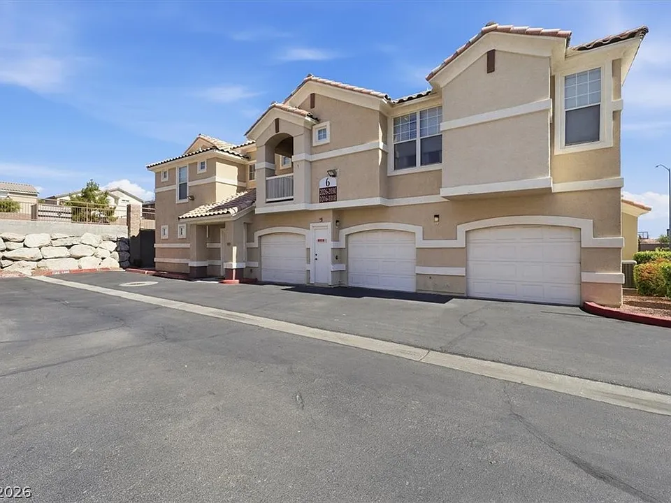 5855 Valley Dr #1017