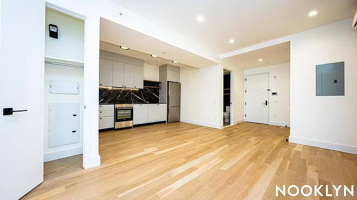 Rented by Nooklyn NYC LLC | media 11