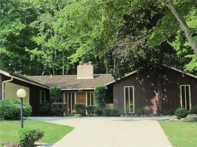 17100 Ridge Creek Rd, Strongsville, OH, 44136