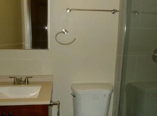 1610 N Bosworth Ave APT 1, Chicago, IL 60642