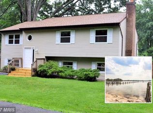 4909 Chestnut St, Shady Side, MD 20764