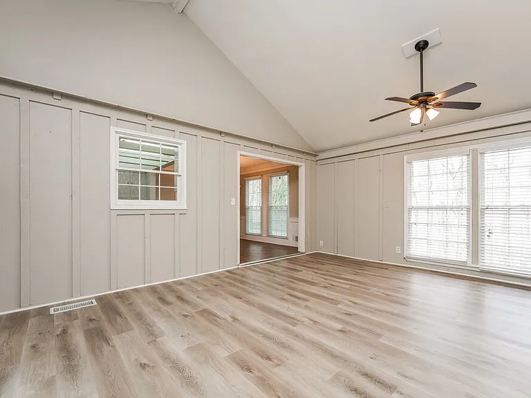963 Asborough Ct — Photo 10