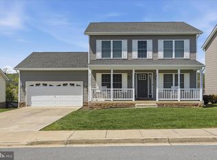 68 Toulouse Ln, Martinsburg, WV 25403