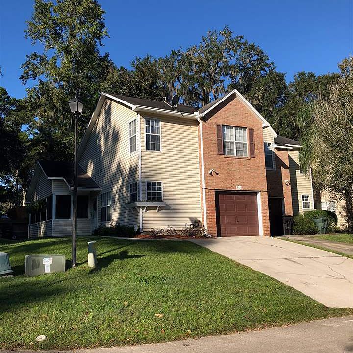 1st image of 3137 Camelliawood Cir W