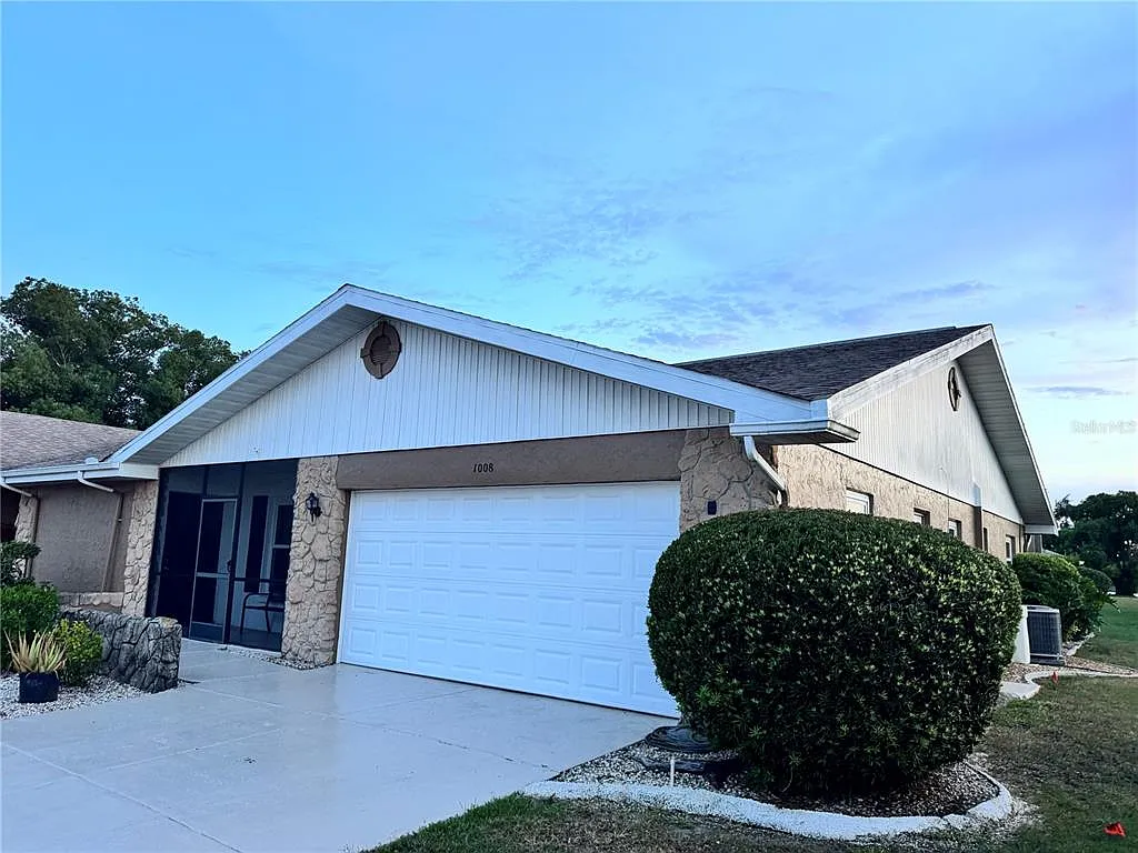2 bed, 2.0 bath, 1516 sqft, $1,850 — Photo 2