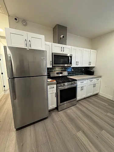 1845 E Monroe St #2 Photo 1