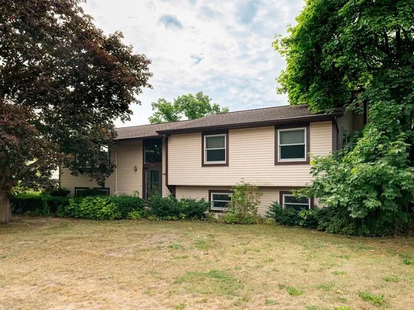 909 East Court STREET, Viroqua, WI 54665