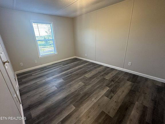 5th image of 2483 Sweetwater Vonore Rd