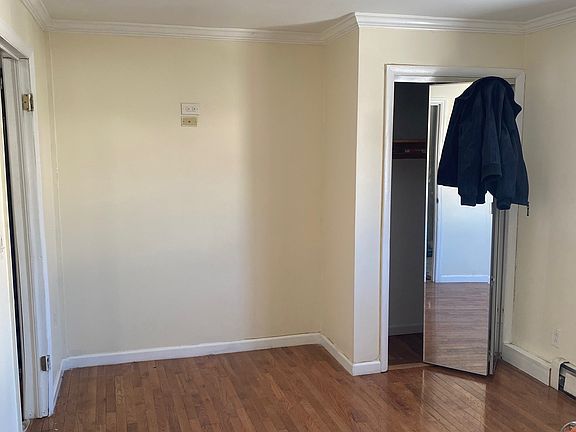 5th image of 2004 Tillotson Ave Floor 1