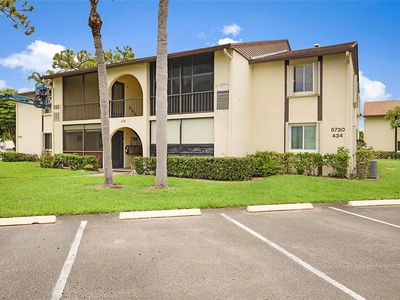 5730 Pine Wood Drive #D-2, Greenacres, FL, 33463