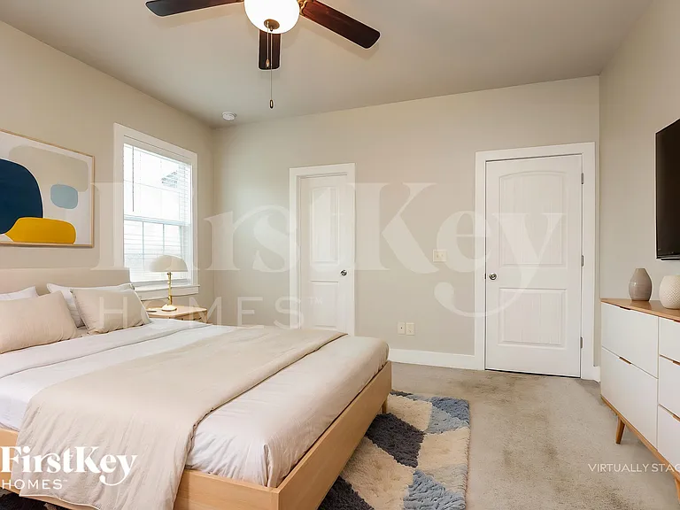 1072 Harper Dean Way — Photo 11