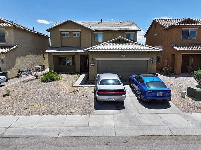 1st image of 1419 Paso Robles Ave
