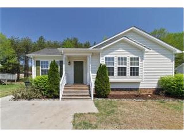 1st image of 606 Danieley Way