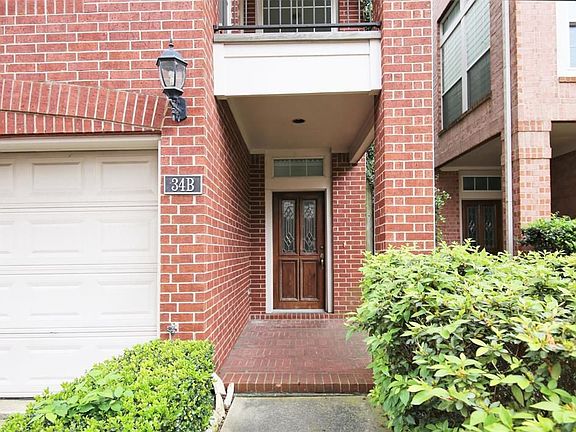 2nd image of 34 Waugh Dr Unit B