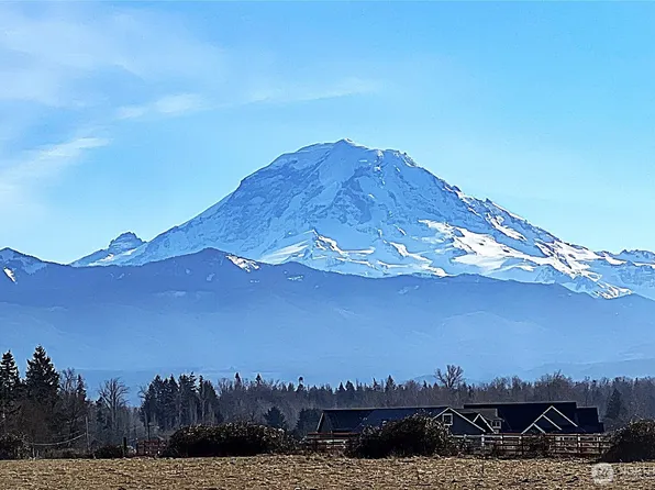 6109 232nd Avenue E, Buckley, WA 98321