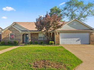 1304 Rehoboth Dr, Searcy, AR 72143