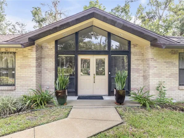 2215 Hidden Trl, New Smyrna Beach, FL 32168