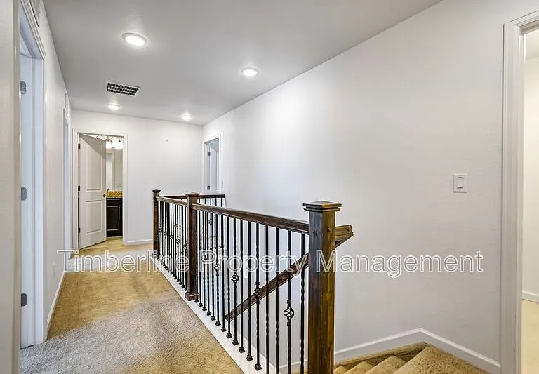 811 Marine Corps Dr — Photo 21