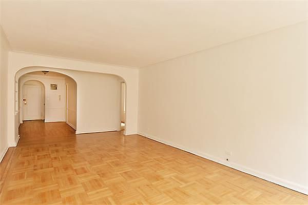 1st image of 8380 118th St APT 1H