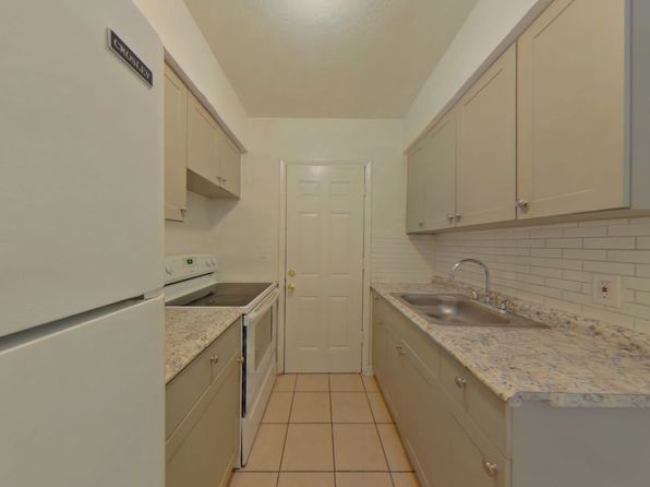 1545 NW 8th Ave #306