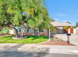 2152 E Claire Dr, Phoenix, AZ 85022