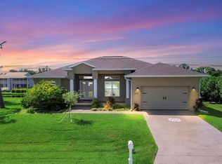 249 Rotonda Cir, Rotonda West, FL 33947