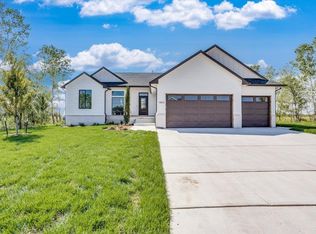 5853 N Saint Paul Ct, Wichita, KS 67204