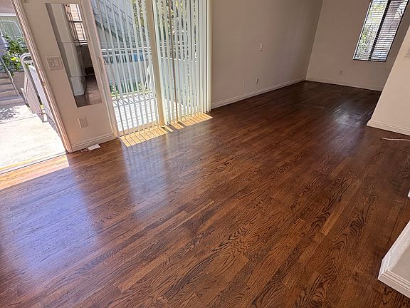 2nd image of 1227 21st St APT 6