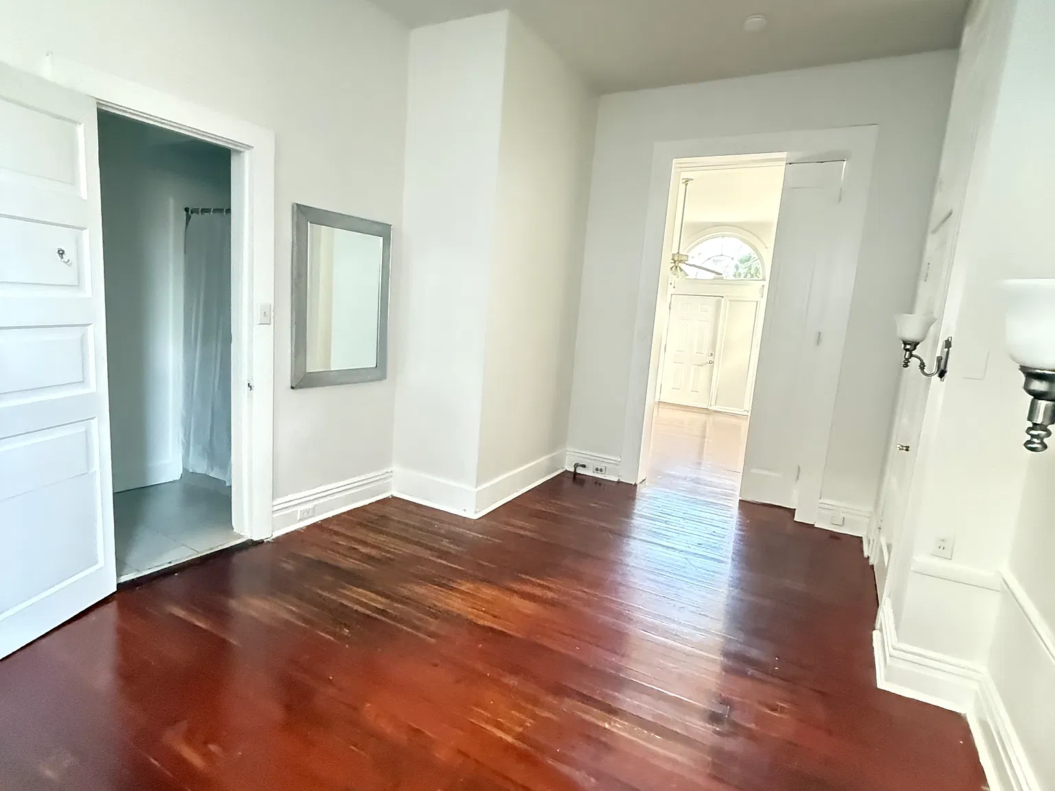 1 bed, 700 sqft, $1,275 — Photo 3