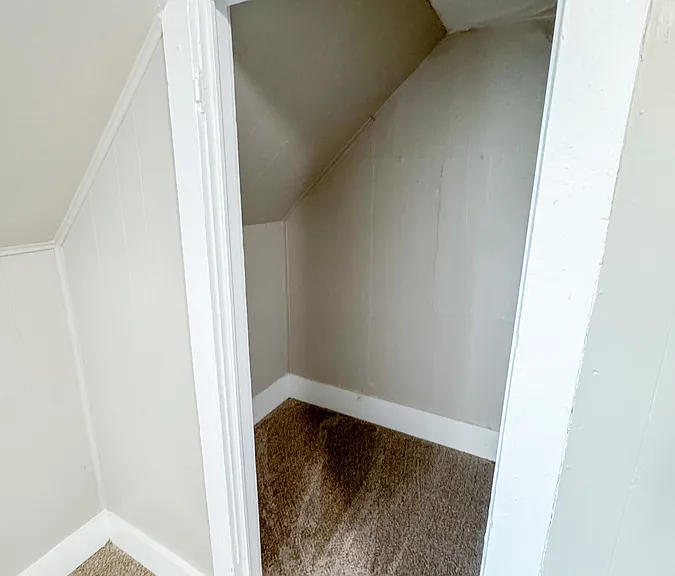 1338 Alpine Ave NW — Photo 40