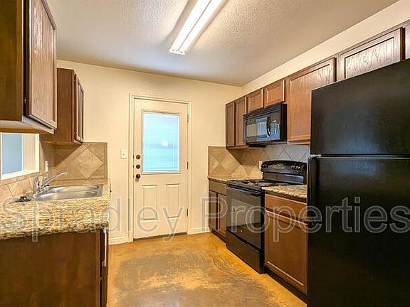 2nd image of 517A Kendra Dr