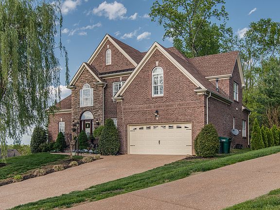 TOTAL privacy, cul de sac