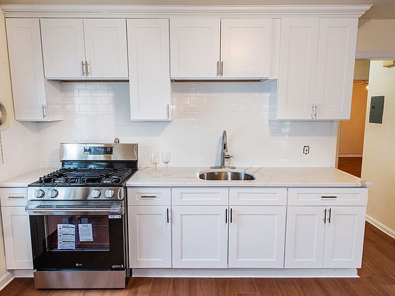 5th image of 56 McKay Ave
