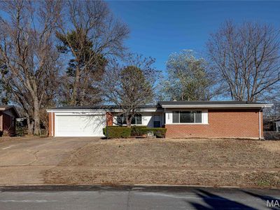 1480 Stallion Dr, Florissant, MO, 63033