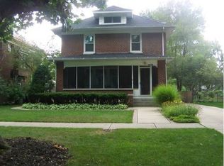 1106 Garfield Ave, Aurora, IL 60506