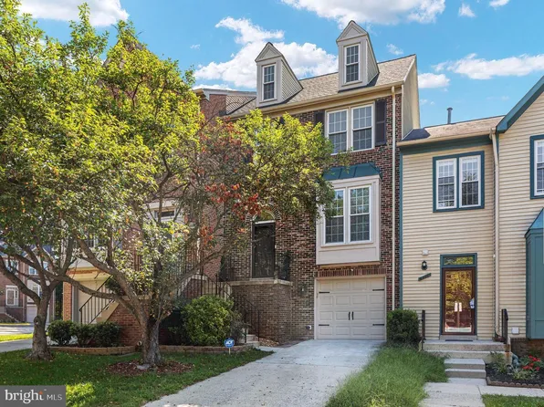 6431 English Ivy Ct, Springfield, VA 22152