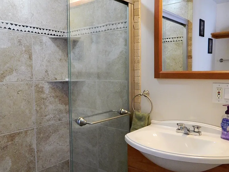 347 Stowe Hollow Rd — Photo 14