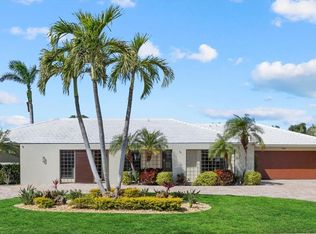 432 Partridge Cir, Sarasota, FL 34236