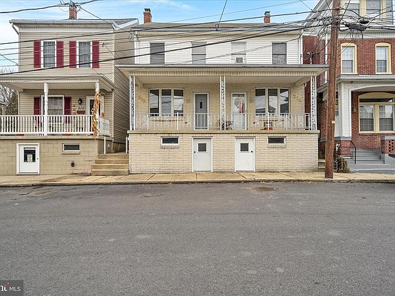 4th image of 212 Broad St