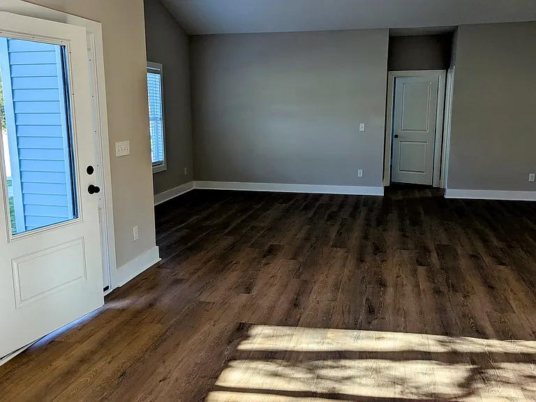 205 White Ave — Photo 6