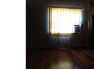 923 Wolf St, Philadelphia, PA 19148